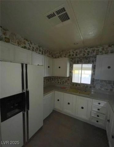 3559 Lost Hills Drive, Las Vegas, NV 89122