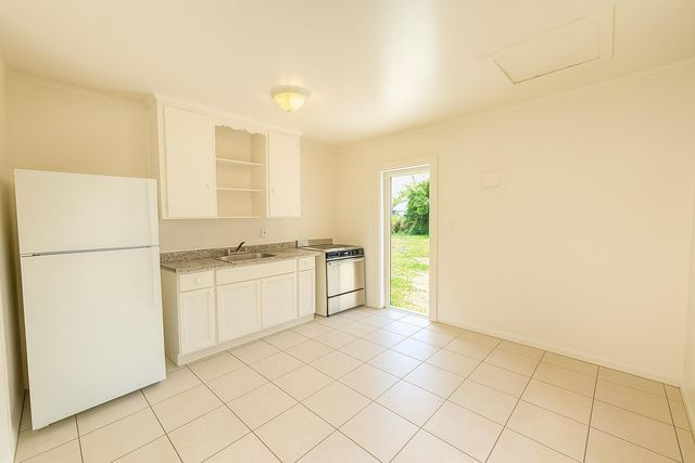 649 W 4th Street, Riviera Beach, FL 33404