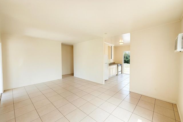 649 W 4th Street, Riviera Beach, FL 33404