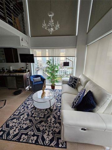 41 SE 5th St 1517, Miami, FL 33131