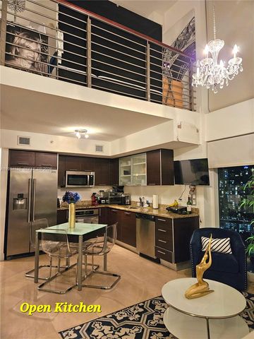 41 SE 5th St 1517, Miami, FL 33131