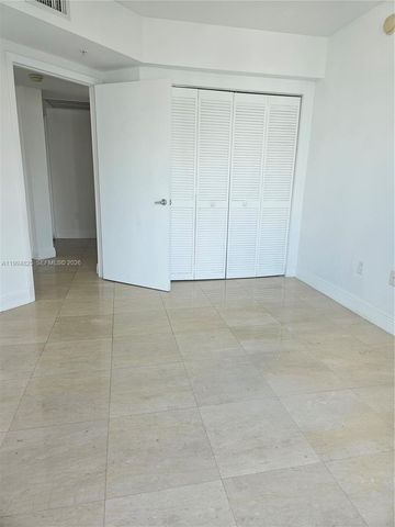 41 SE 5th St 1517, Miami, FL 33131