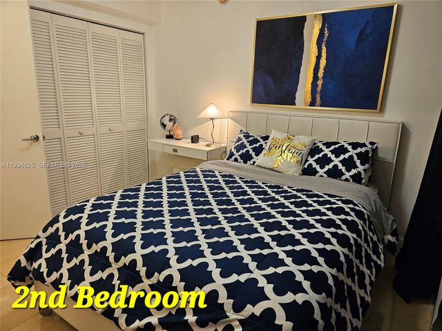 41 SE 5th St 1517, Miami, FL 33131