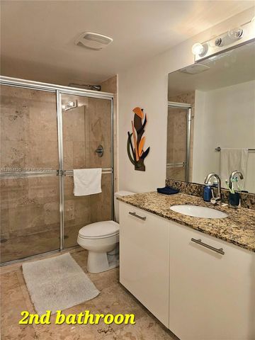 41 SE 5th St 1517, Miami, FL 33131