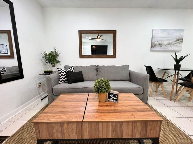 1100 MURDOCK BOULEVARD, Orlando, FL 32825