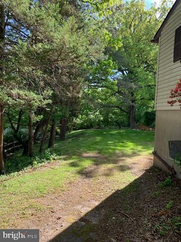 2925 SUMMIT AVE, Baltimore, MD 21234