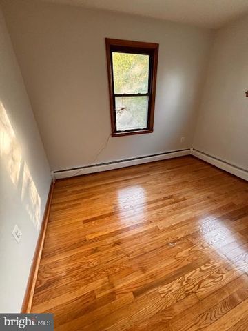 2925 SUMMIT AVE, Baltimore, MD 21234