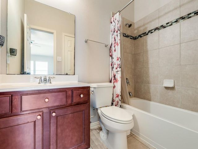 1814 Lancaster Park Court, Fresno, TX 77545