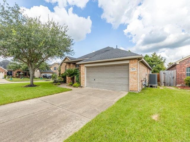 1814 Lancaster Park Court, Fresno, TX 77545