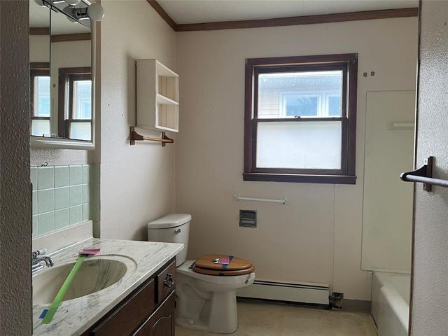104 12th Avenue, Onalaska, WI 54650