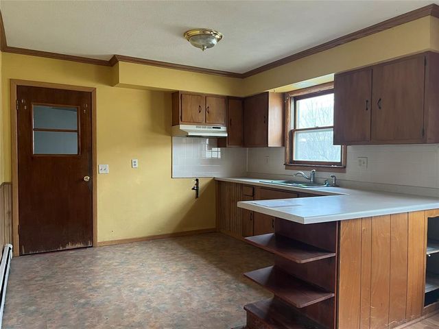 104 12th Avenue, Onalaska, WI 54650