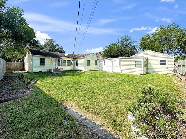 329 Foster Dr, Corpus Christi, TX 78404