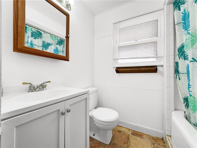 329 Foster Dr, Corpus Christi, TX 78404