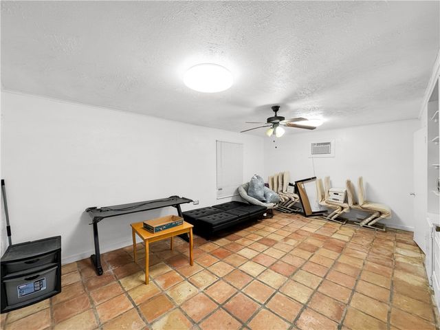 329 Foster Dr, Corpus Christi, TX 78404