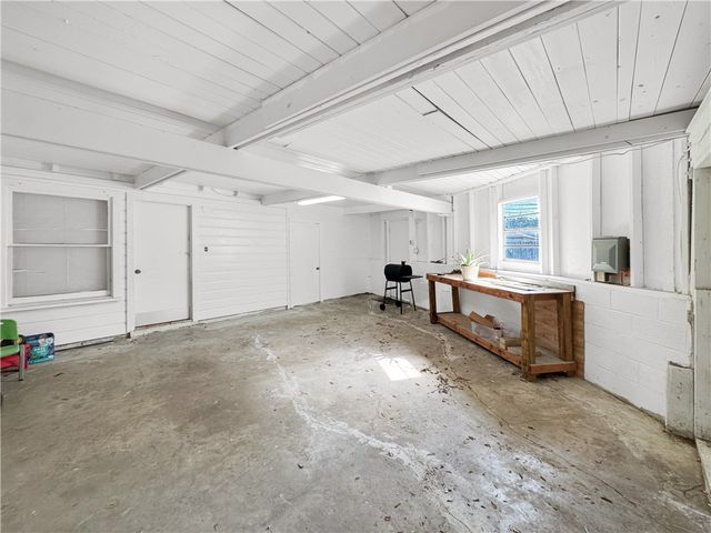 329 Foster Dr, Corpus Christi, TX 78404