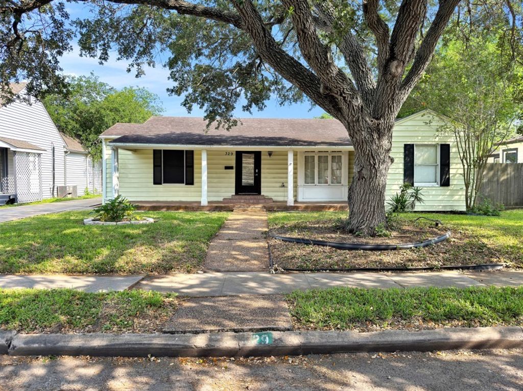 329 Foster Dr, Corpus Christi, TX 78404
