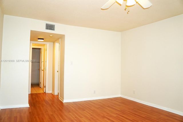 1900 Diana Dr 3E, Hallandale Beach, FL 33009