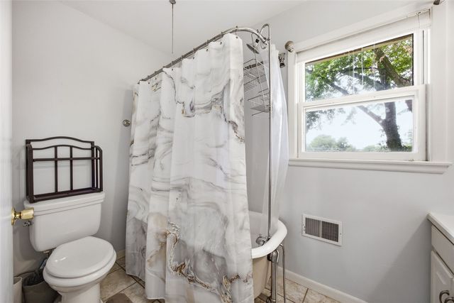 2120 27th Street, Marion, IA 52302