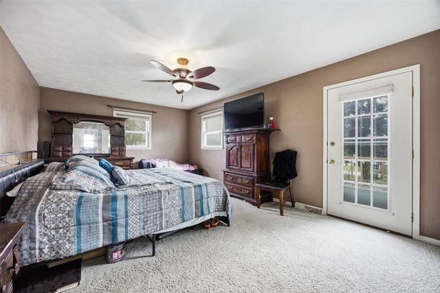 2120 27th Street, Marion, IA 52302