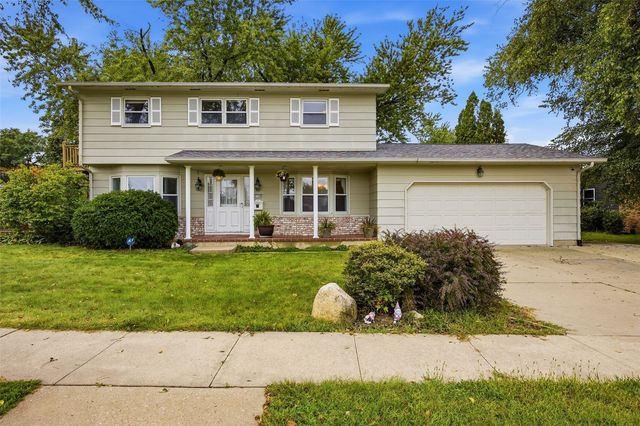 2120 27th Street, Marion, IA 52302