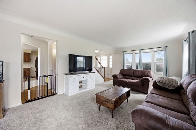 2120 27th Street, Marion, IA 52302
