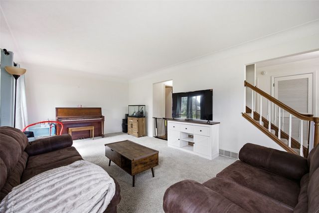 2120 27th Street, Marion, IA 52302