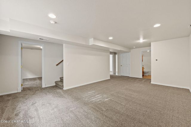 1120 E Glennberry CT, Coeur D'alene, ID 83815