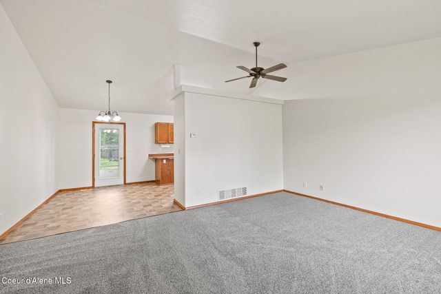 1120 E Glennberry CT, Coeur D'alene, ID 83815