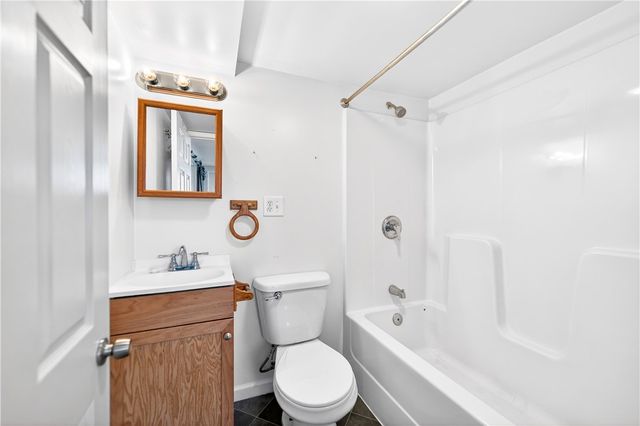 109 Delafayette Street, Perryopolis, PA 15473