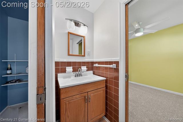 25308 Joy Road, Redford, MI 48239