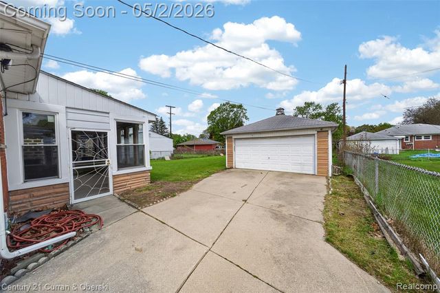 25308 Joy Road, Redford, MI 48239