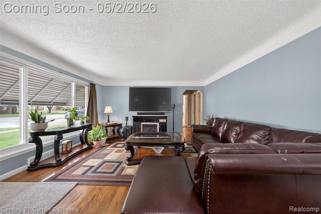 25308 Joy Road, Redford, MI 48239
