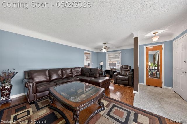 25308 Joy Road, Redford, MI 48239