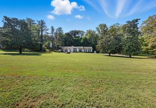 590 Dunbar Cave Rd, Clarksville, TN 37043