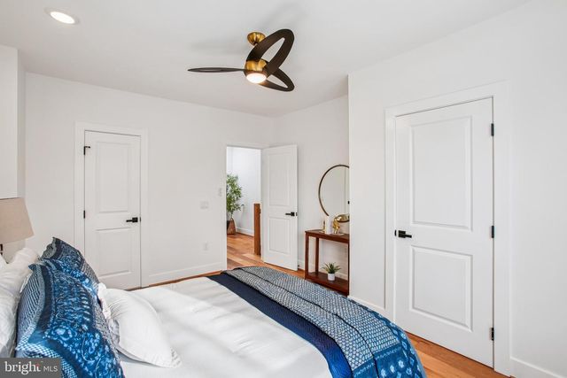 1704 INDEPENDENCE AVE SE, Washington, DC 20003