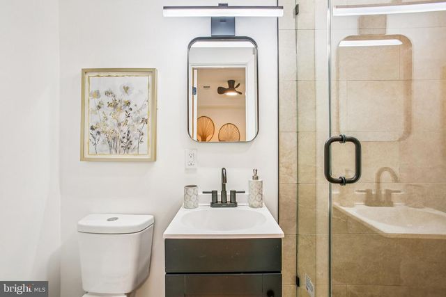 1704 INDEPENDENCE AVE SE, Washington, DC 20003