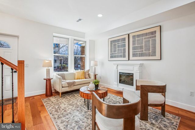 1704 INDEPENDENCE AVE SE, Washington, DC 20003