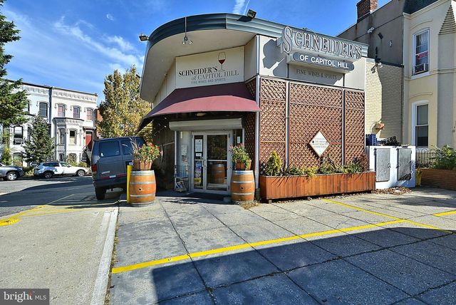 1704 INDEPENDENCE AVE SE, Washington, DC 20003