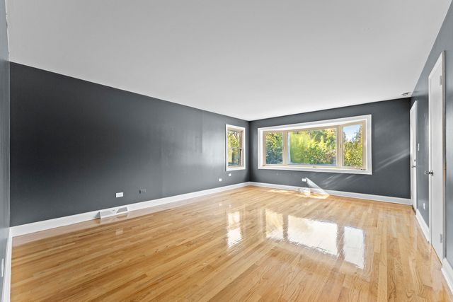 760 E North Broadway Street 1, Lombard, IL 60148