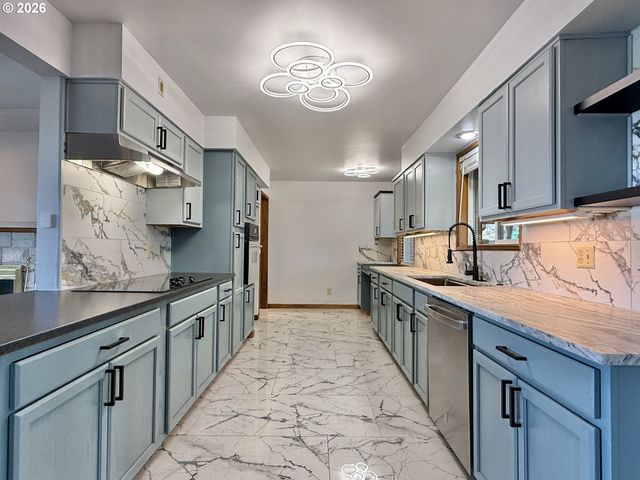 3104 E MCLOUGHLIN Blvd, Vancouver, WA 98661