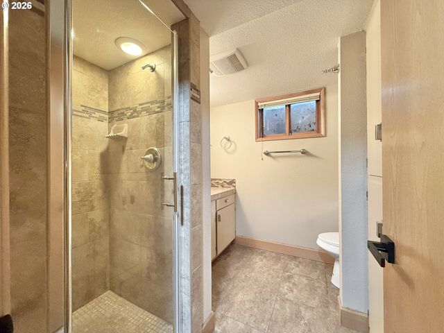 3104 E MCLOUGHLIN Blvd, Vancouver, WA 98661