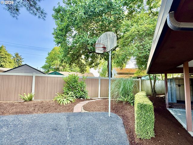 3104 E MCLOUGHLIN Blvd, Vancouver, WA 98661