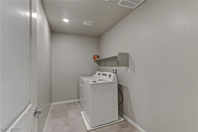 7489 Blue Lotus Avenue, Las Vegas, NV 89113