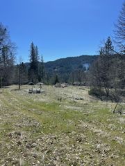 665 Hastings Tie Road, Mad River, CA 95552