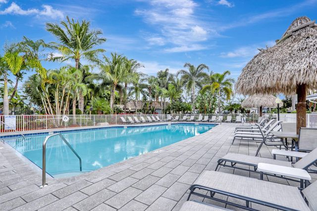 397 Sundial Cir 397, Margate, FL 33068