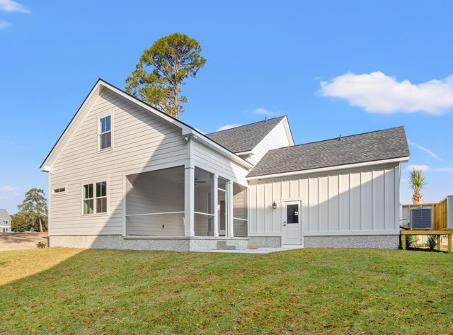 1101 Crooked Hook Rd., North Myrtle Beach, SC 29582