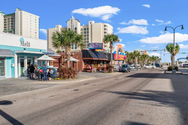 1101 Crooked Hook Rd., North Myrtle Beach, SC 29582