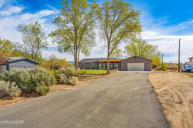 2833 Fuller Avenue, Minden, NV 89423