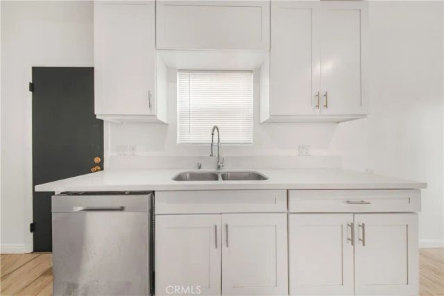 959 E 105th, Los Angeles, CA 90002