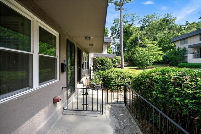276 Lakemoore Drive NE C, Atlanta, GA 30342